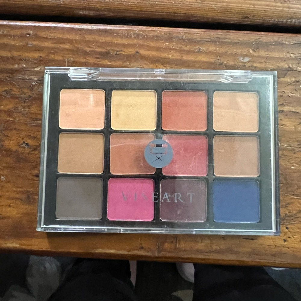 Viseart Eyeshadow Palette - Gold, Pink, Blue, Brown Hues